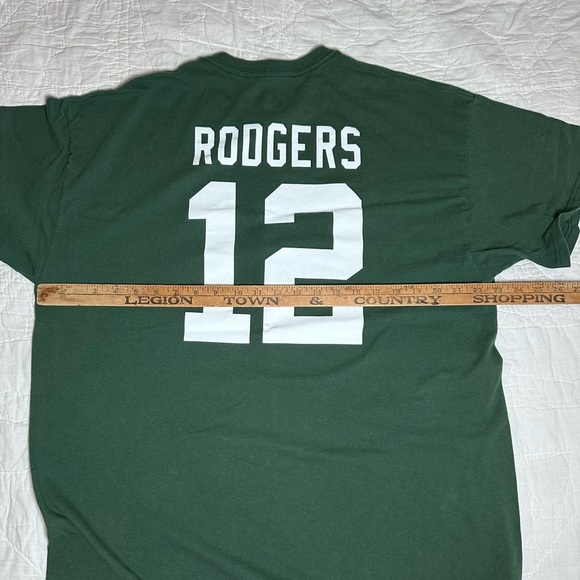 Green Bay Packers Roggers 12 Green Tee Shirt well loved - Picture 5 of 5